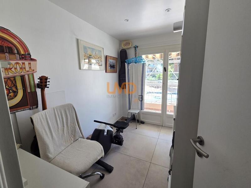 Appartement - 77 m² - 4 pièces