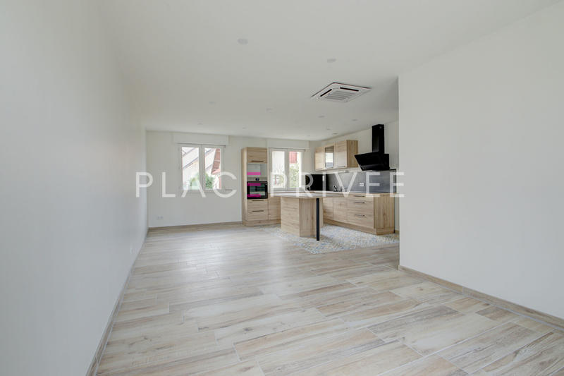 Maison - 106 m² - 4 pièces