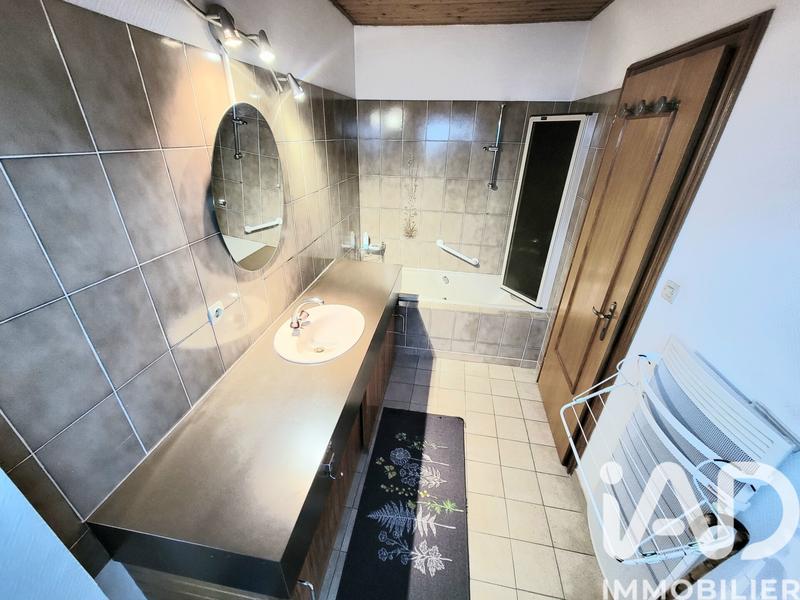 Maison - 81 m² - 5 pièces