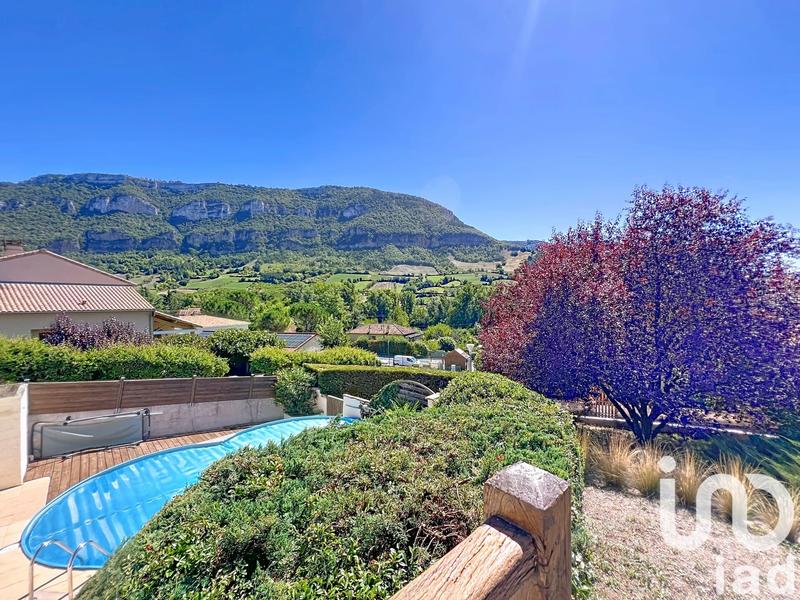 Maison - 103 m² - 5 pièces