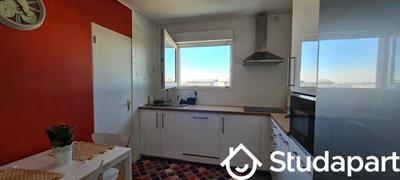 Chambre - 13 m² - 1 pièce