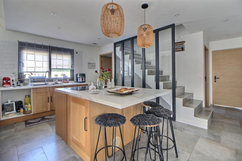 Maison - 175 m² - 5 pièces