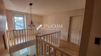 Maison - 180 m² - 7 pièces