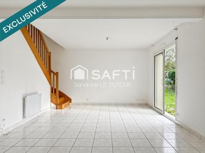 Maison - 93 m² - 5 pièces