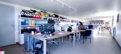 Local d'activité / Entrepôt - 850 m² - 4 pièces