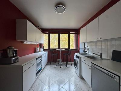 Appartement - 83 m² - 5 pièces