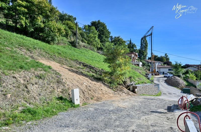 Terrain constructible - 562 m²