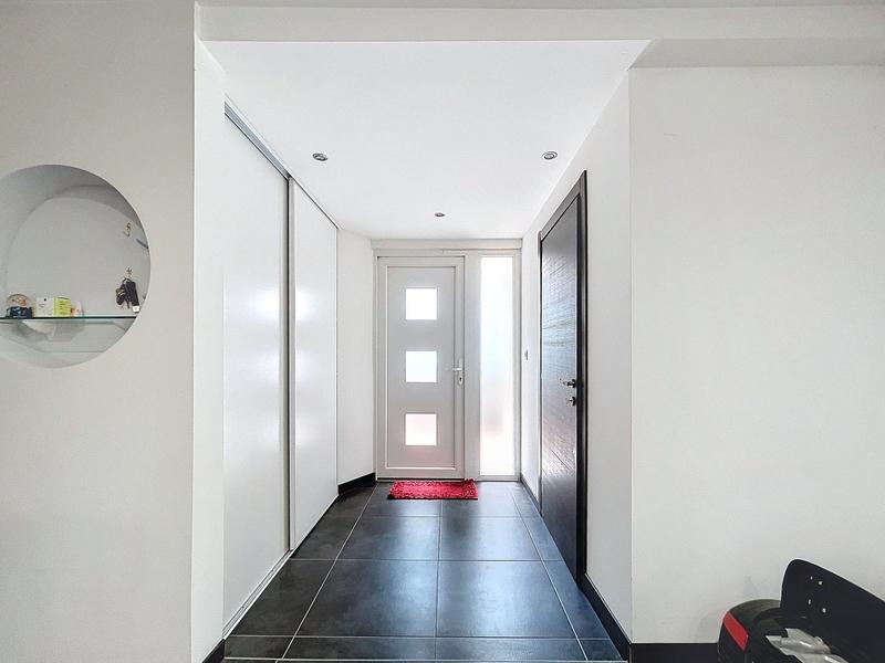 Appartement - 170 m² - 6 pièces