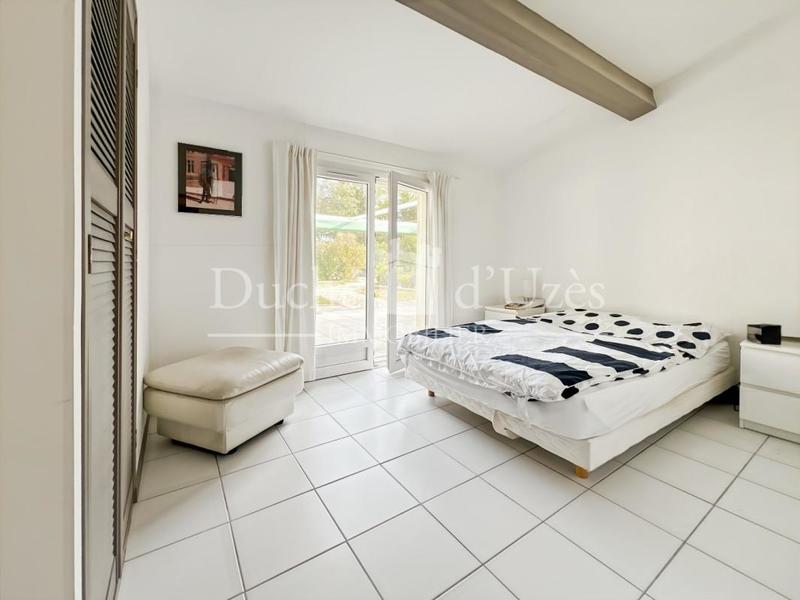 Villa - 180 m² - 8 pièces