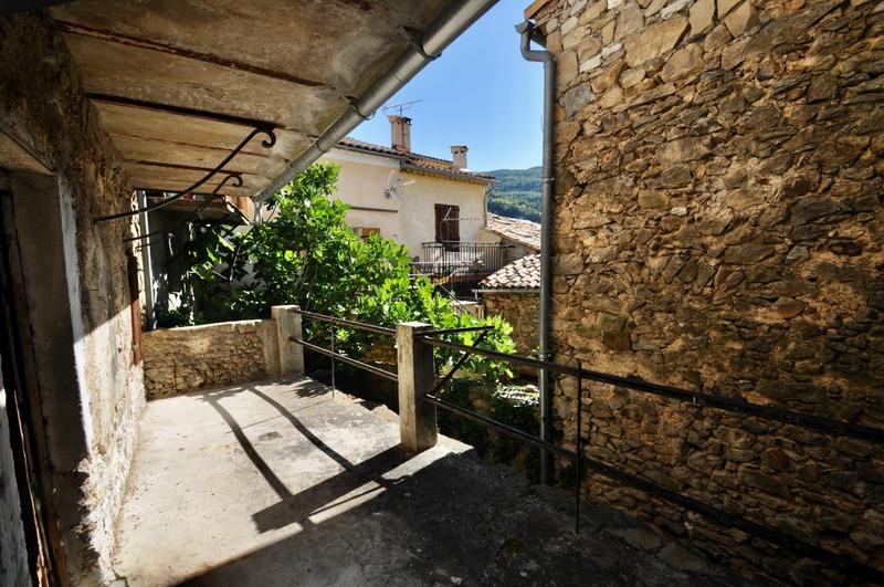 Appartement ancien - 38 m² - 3 pièces