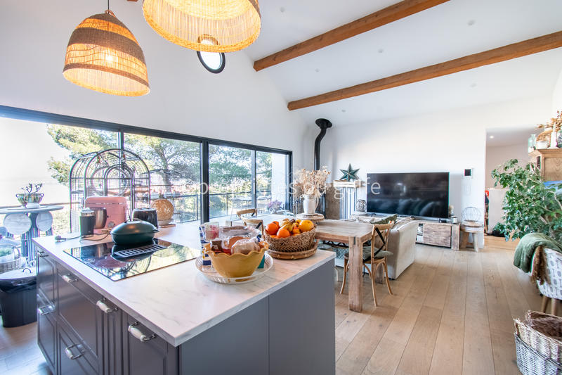 Maison - 137 m² - 4 pièces