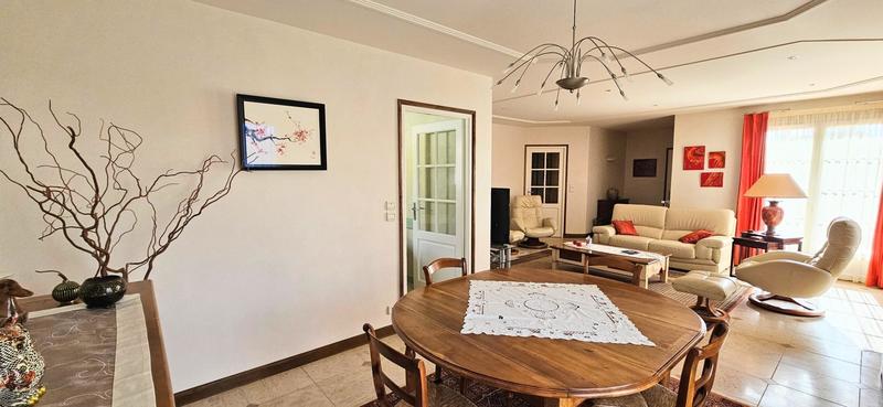 Maison - 134 m² - 6 pièces