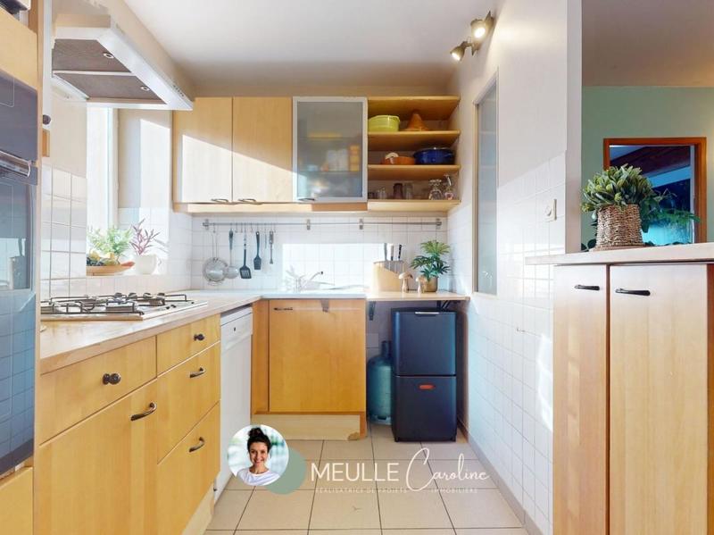 Appartement - 96 m² - 5 pièces