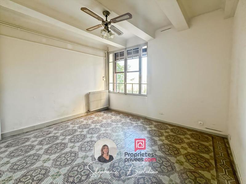 Maison - 180 m² - 7 pièces