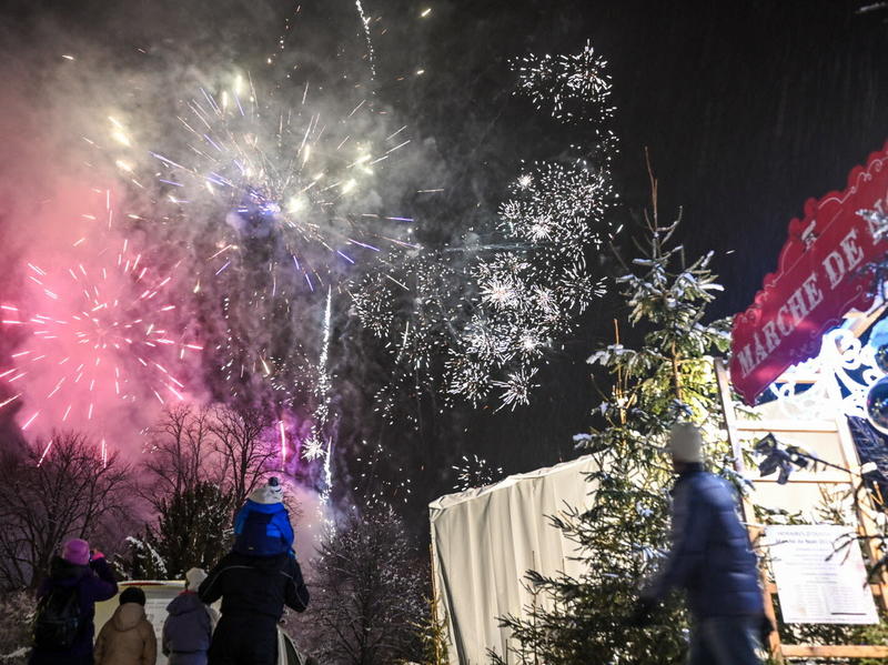 Feux d'artifice - le village Après-ski
