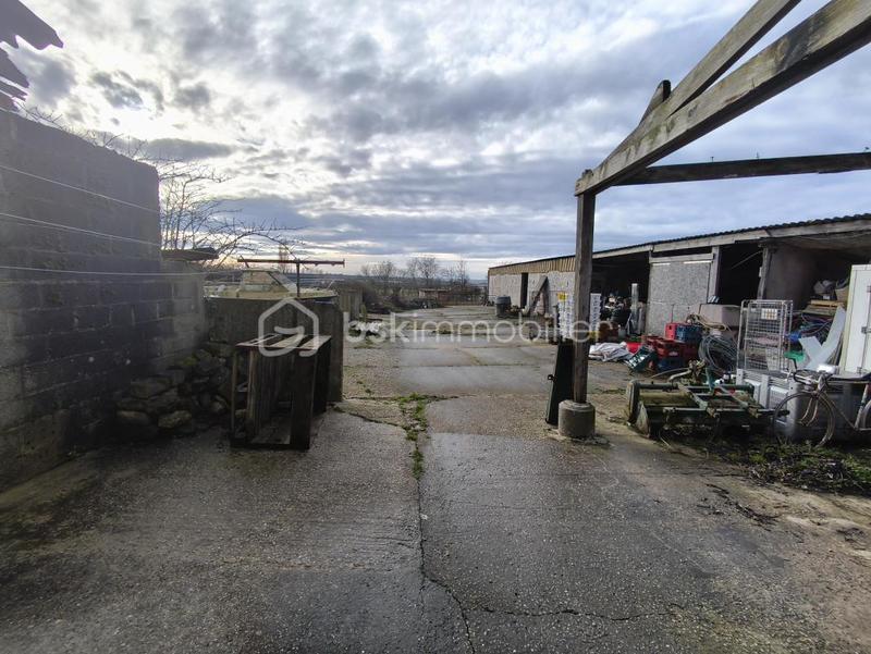 Maison - 245 m² - 7 pièces