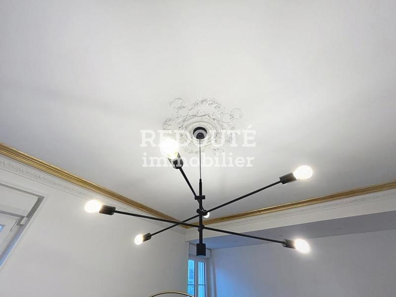 Appartement - 80 m² - 5 pièces