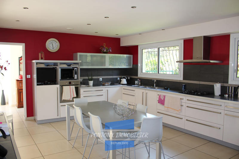 Villa - 202 m² - 5 pièces