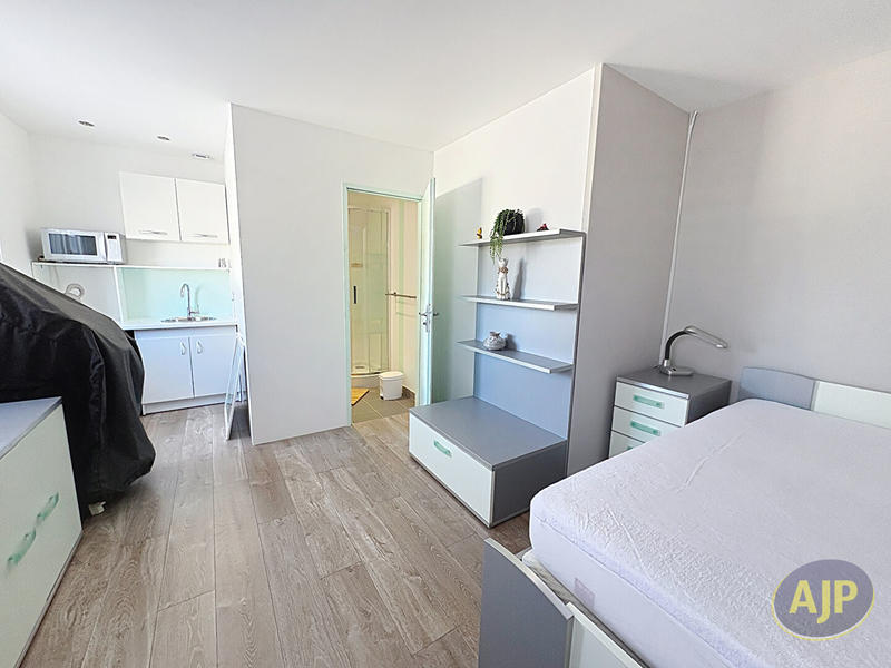 Maison - 163 m² - 6 pièces