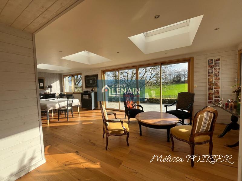 Maison - 189 m² - 6 pièces