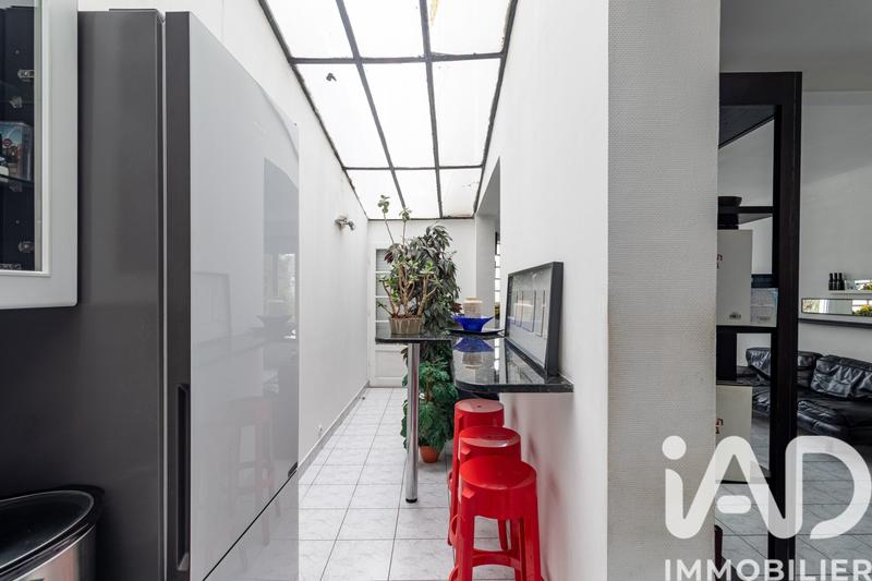 Maison - 200 m² - 10 pièces