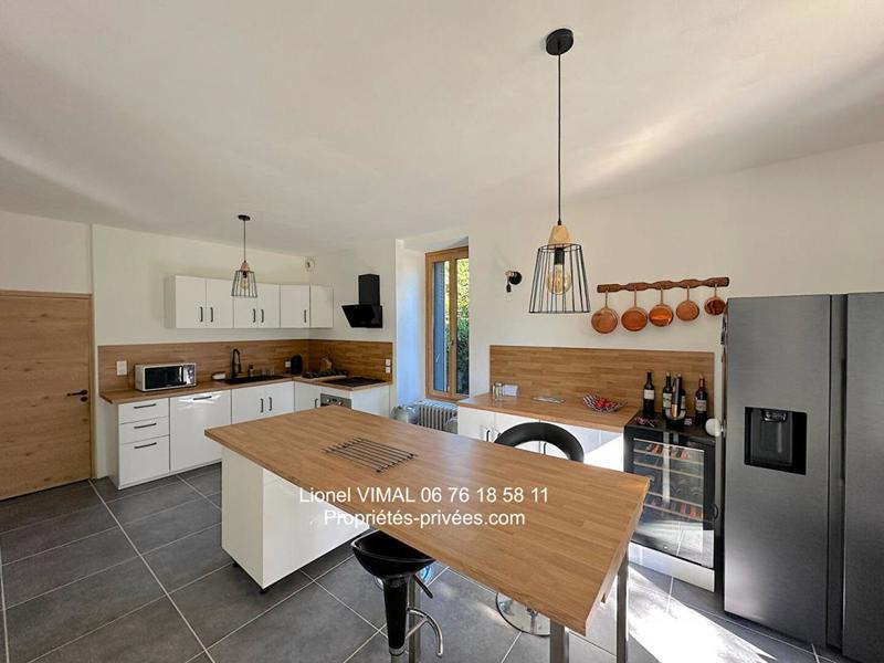 Maison - 170 m² - 5 pièces