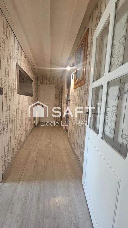 Maison - 180 m² - 5 pièces