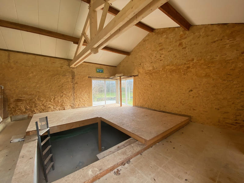 Maison - 207 m² - 6 pièces