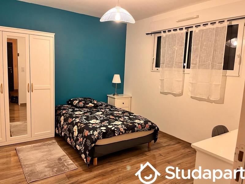 Chambre - 15 m² - 1 pièce