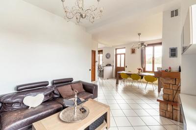 Maison - 220 m² - 5 pièces