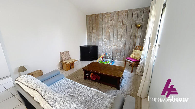 Maison - 85 m² - 4 pièces