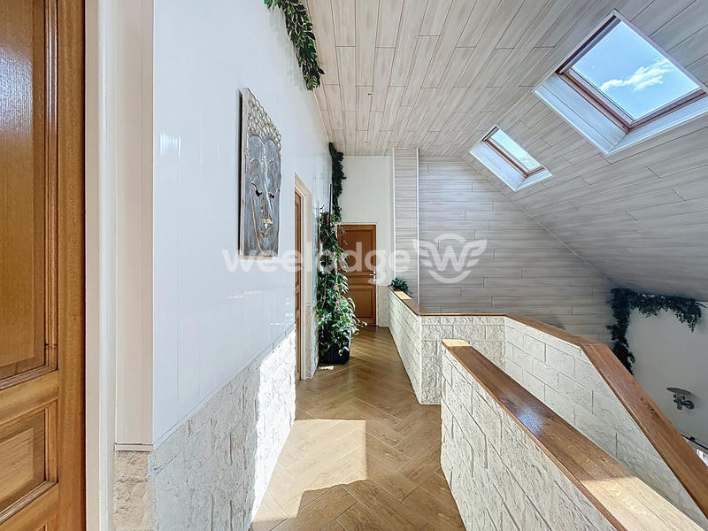 Villa - 200 m² - 7 pièces