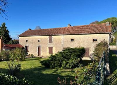Maison - 154 m² - 4 pièces