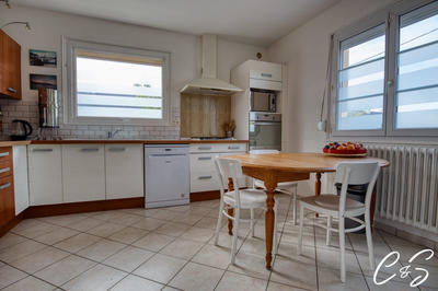 Maison - 190 m² - 7 pièces