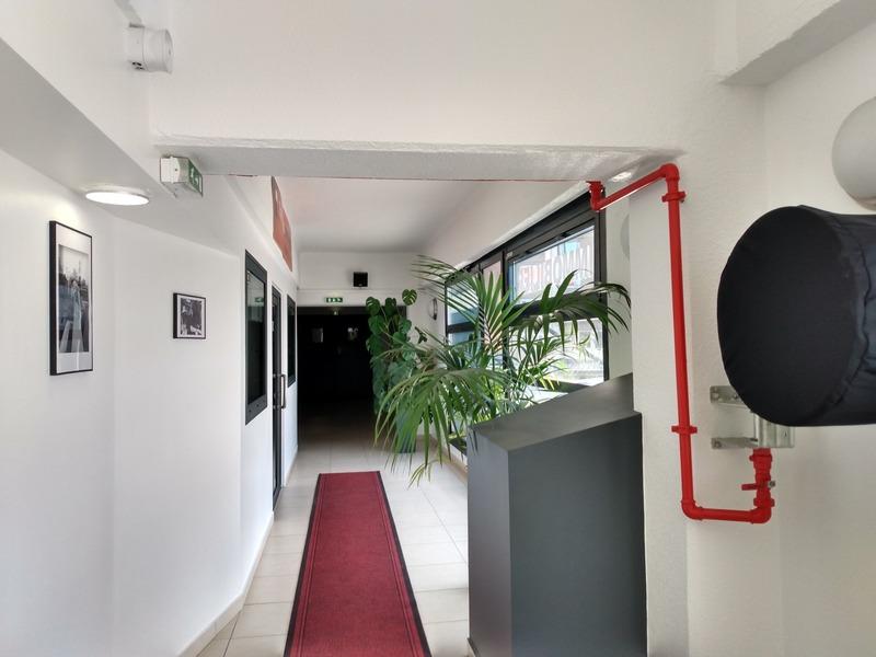 Local commercial - 115 m² - 2 pièces