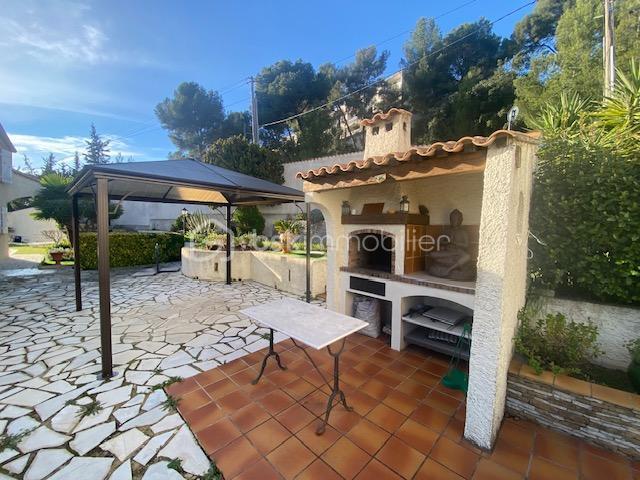 Villa - 220 m² - 7 pièces