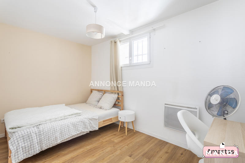 Chambre - 10 m² - 5 pièces