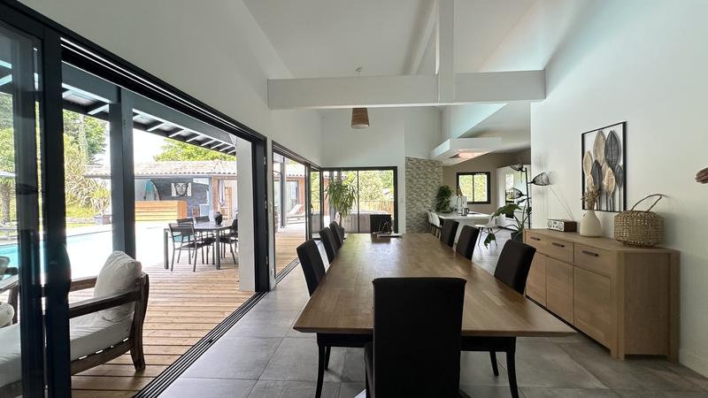 Maison d'architecte - 220 m² - 7 pièces