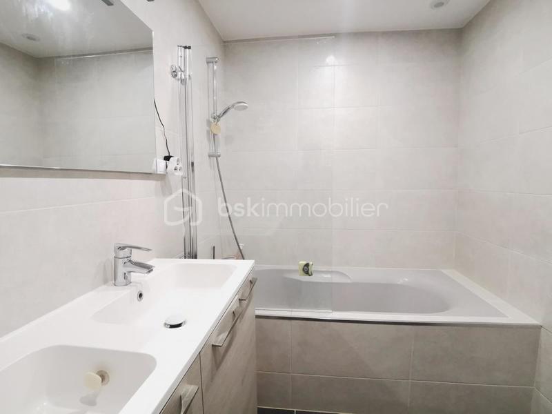 Appartement - 89 m² - 4 pièces