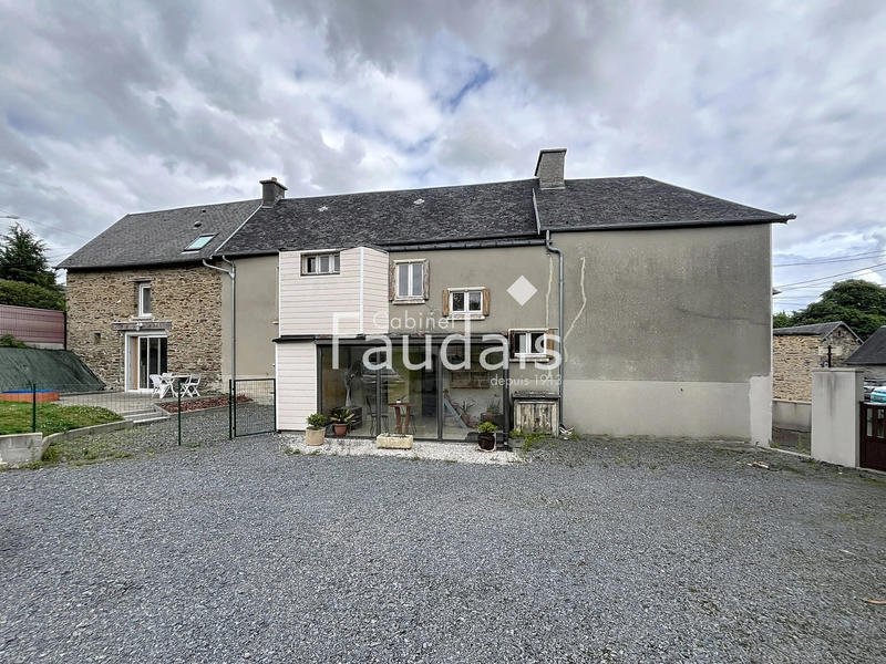 Maison - 155 m² - 6 pièces