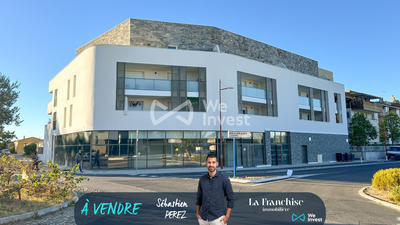 Local commercial - 130 m² - 4 pièces