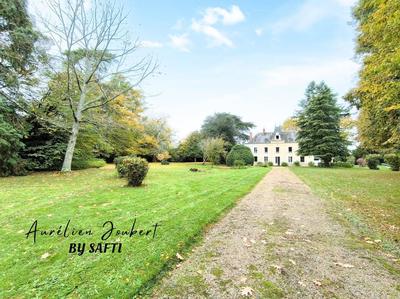 Propriété - 200 m² - 8 pièces