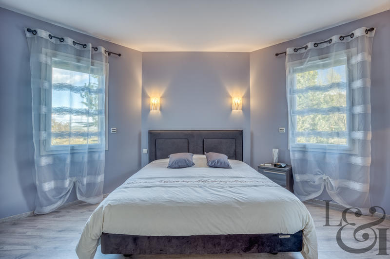 Maison - 174 m² - 6 pièces