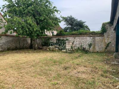 Terrain constructible - 251 m²