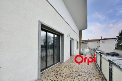 Maison - 180 m² - 5 pièces