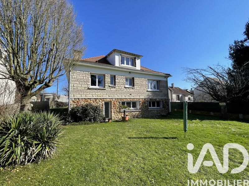 Maison de village - 153 m² - 6 pièces