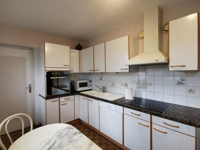 Maison - 200 m² - 7 pièces