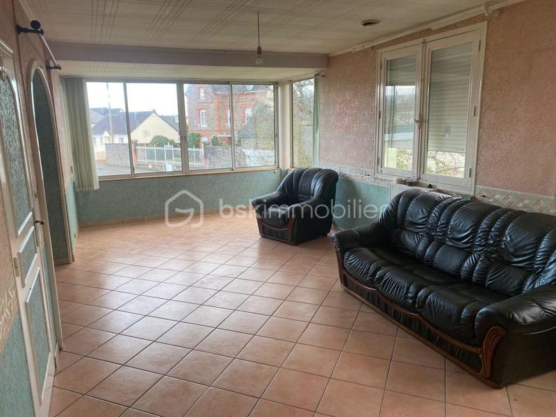 Maison traditionnelle - 102 m² - 5 pièces