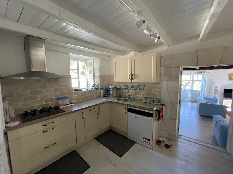 Maison - 330 m² - 16 pièces