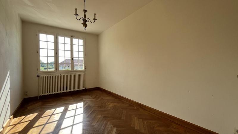 Maison - 200 m² - 7 pièces
